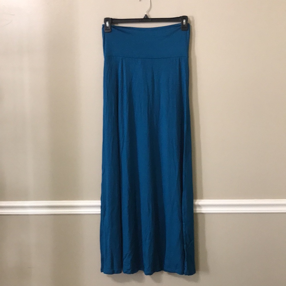 Amazon Free to Live 3 Pack Long Foldable Waist Maxi Skirt Set - Picture 5 of 6